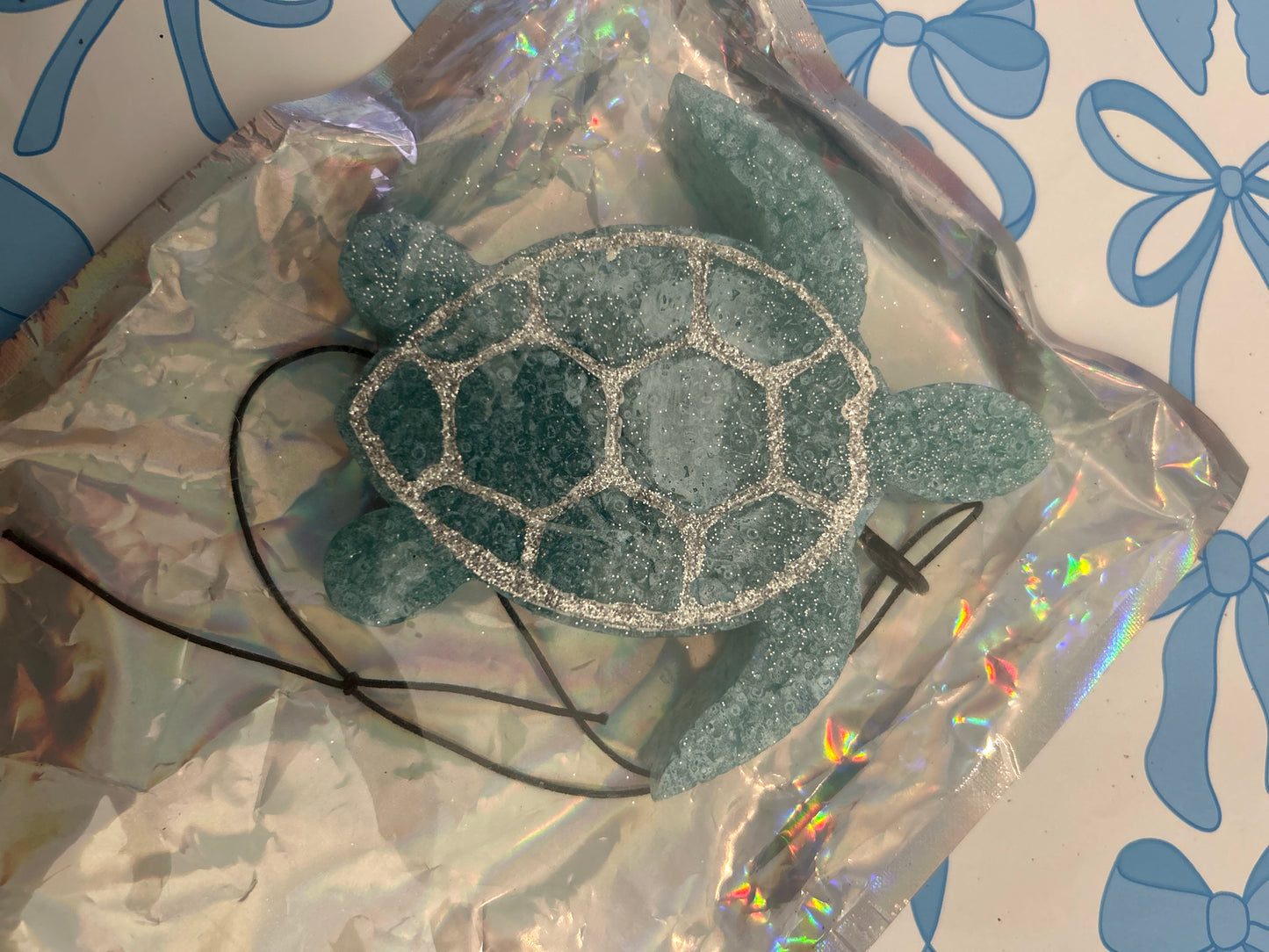 Blue turtle Brazilian waves