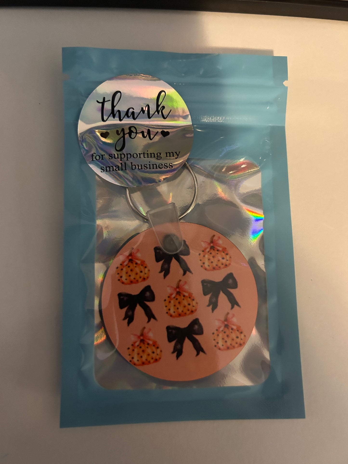 Pumpkin & Bow Keychain